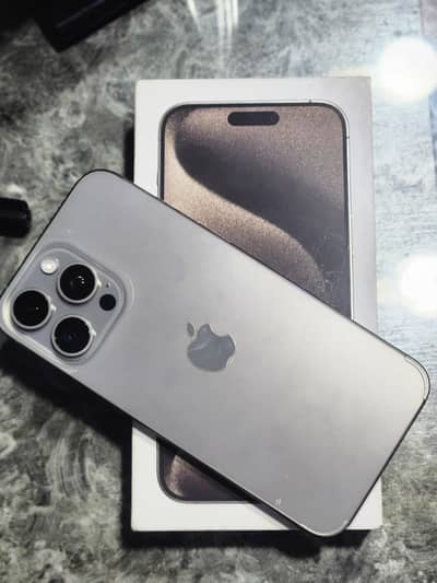 Iphone 15 pro Max jv 256 GB