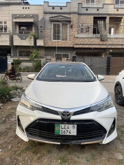 Toyota Corolla gli 2019 model