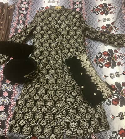 Sherwani available new brand urgent for sale 03034016487 contact me