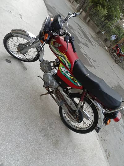 Honda CD 70 home use bike
