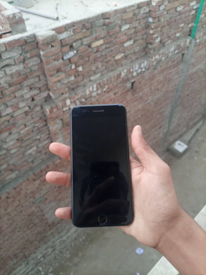iphone 8 plus 1