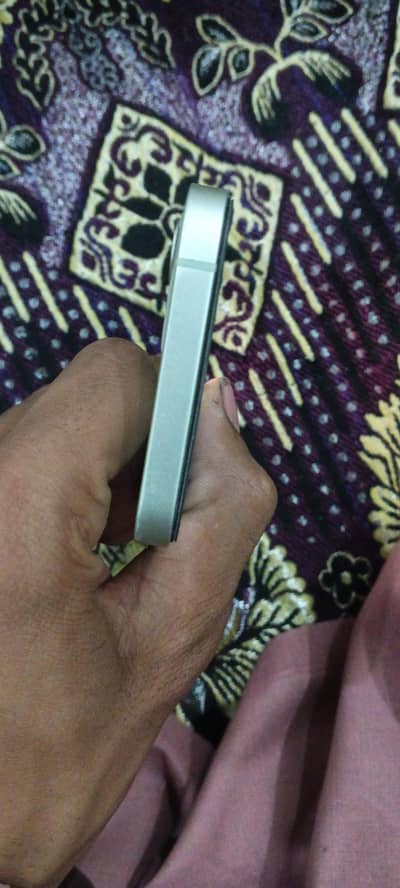 I phone 12 64 gb non pta