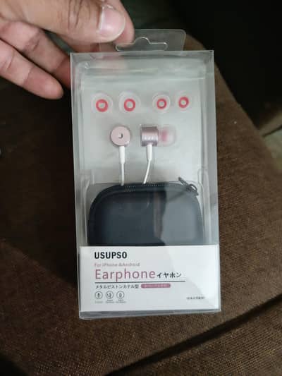 Earphones handsfree
