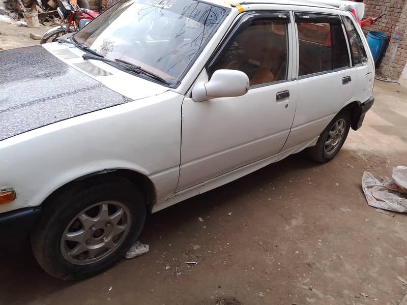 گاڑی بلکل اوکے ھے کسی قسم کا کویی کام نہں ھونے والا 4