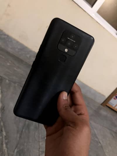 Tecno camon 16 se
