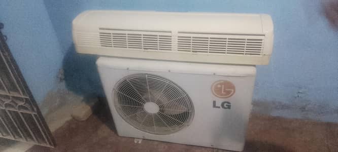 LG Ac Mint condition