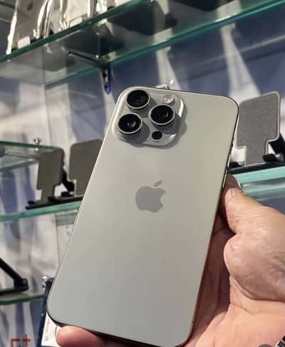 I PHONE 15 PRO MAX JV