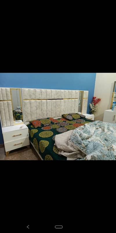 furniture /double bed / dressing table/almira