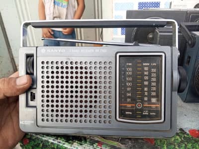 Radio sanyo 2 bands