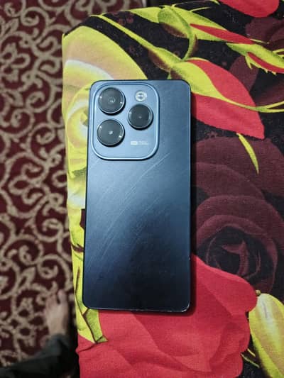 infinix hot 40 pro 8/256 read description