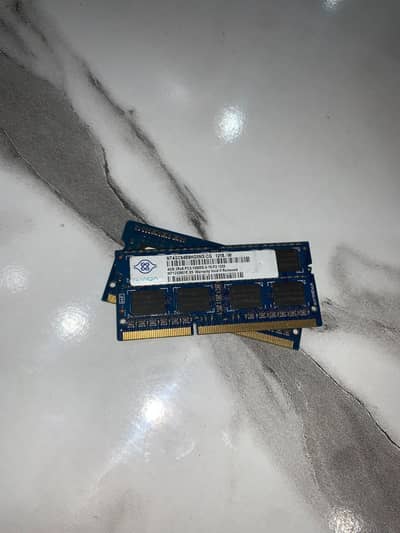 one pair of 4GB and 2GB RAM sticks