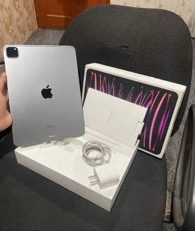 iPad Pro M2 chip 256 GB 0347=66=96=397 my WhatsApp number