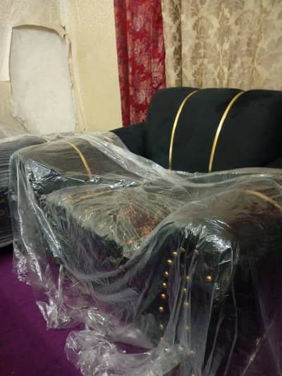 sofa is new condition  m selling because space ishu