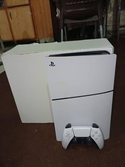 ps5 slim disc edition with box .