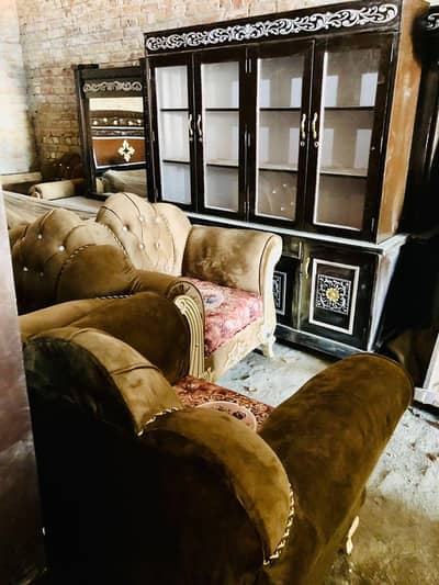 2 set new furniture available urgent for sale 03098253653
