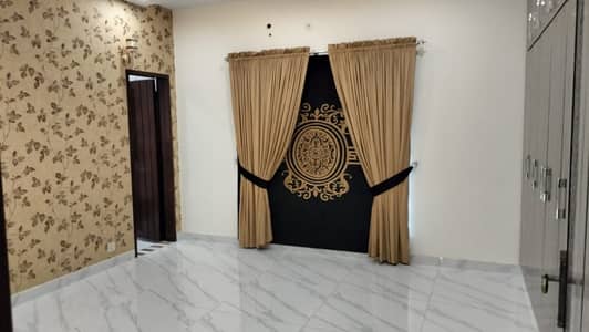 Centrally Located Lower Portion Available In Park View City For Sale