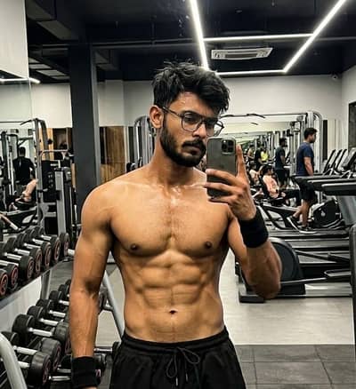 I need  job urgently