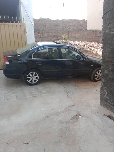 civic saloon special edition   matalic grandi Black totally jenun