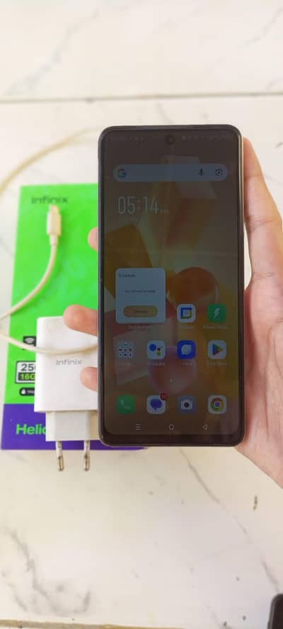  URGENT SALE: Infinix Hot 40 Gold | 16/256GB | Like New!