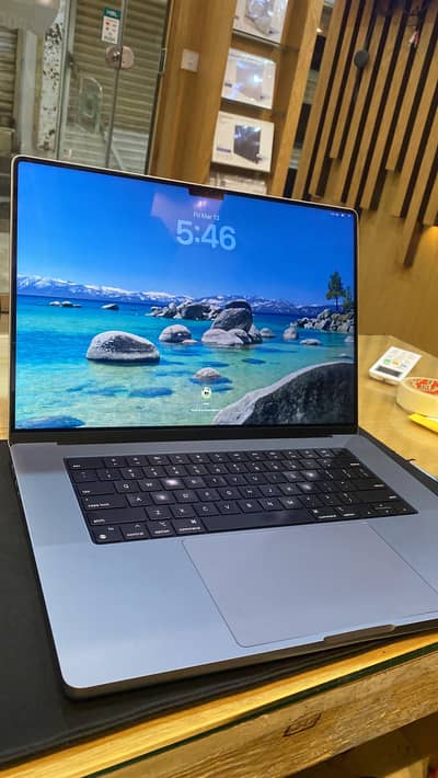 Macbook Pro 2021 M1 Max 32 gb 16 inch