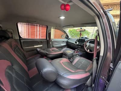 Toyota Hilux Vigo champ 2012