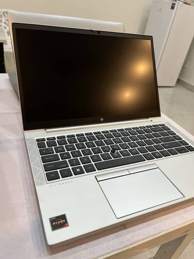 HP 845 G8 Rayzen 7pro (8 core)