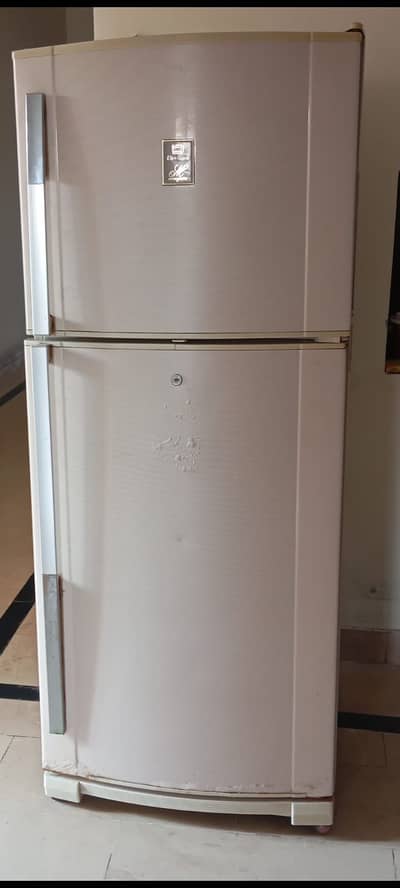 full size dawlance refrigerator
