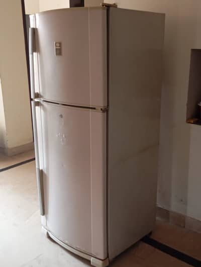 full size dawlance refrigerator