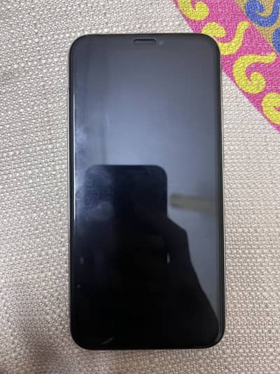 Iphone xs 64gb PTA aproved white colour 81 percent battery health