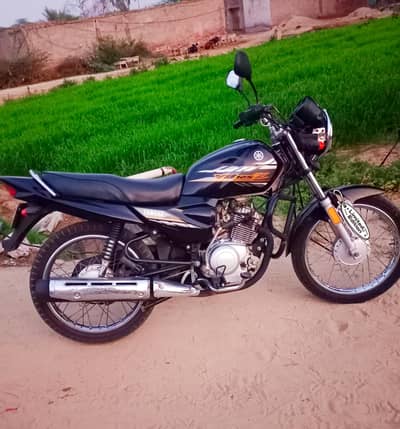 Yamaha YBZ call whtsap 0.3. 0.5. 7.6. 7.7. 4.0. 2.