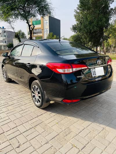 Toyota yaris for sale!