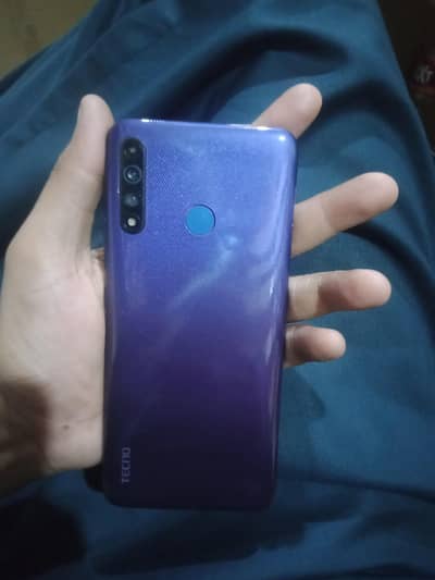 tecno comon12.4/64.       panal change back camera normal