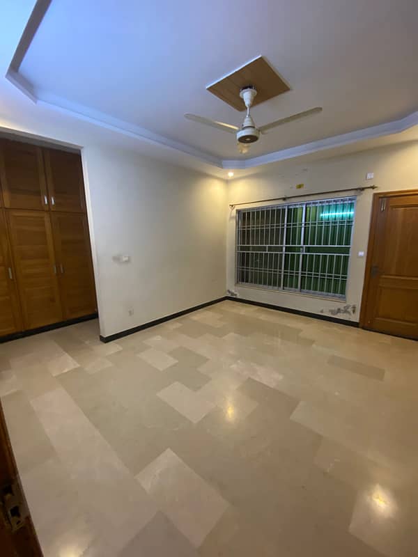 14 Marla Upper Portion With All Basic Necessities 1