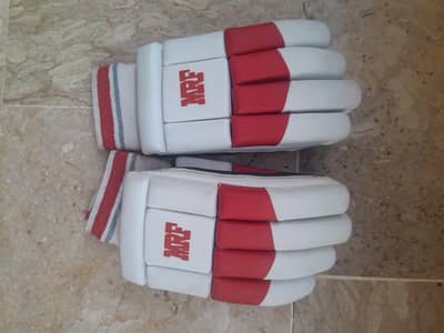 cricket gloves basically brand new