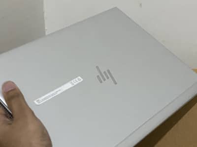 Hp elite book 840 G6 i5 8th gen 8/256 Gb privacy screen Face ID