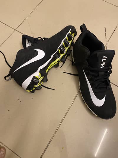 Nike Men's Alpha fast flex football cleats