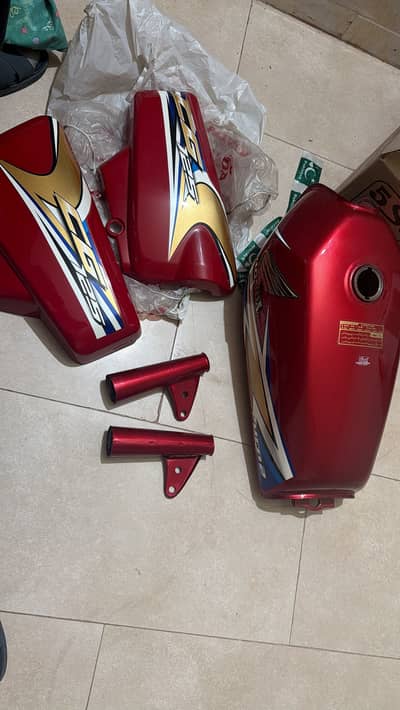 HONDA CG 125 2020 model original Tanki tapy