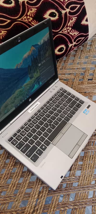 Core i5 3rd generation HP laptop 4/128 ssd excellent condition