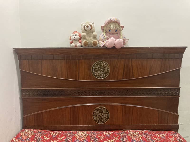 King size bed & Dressing Table 2