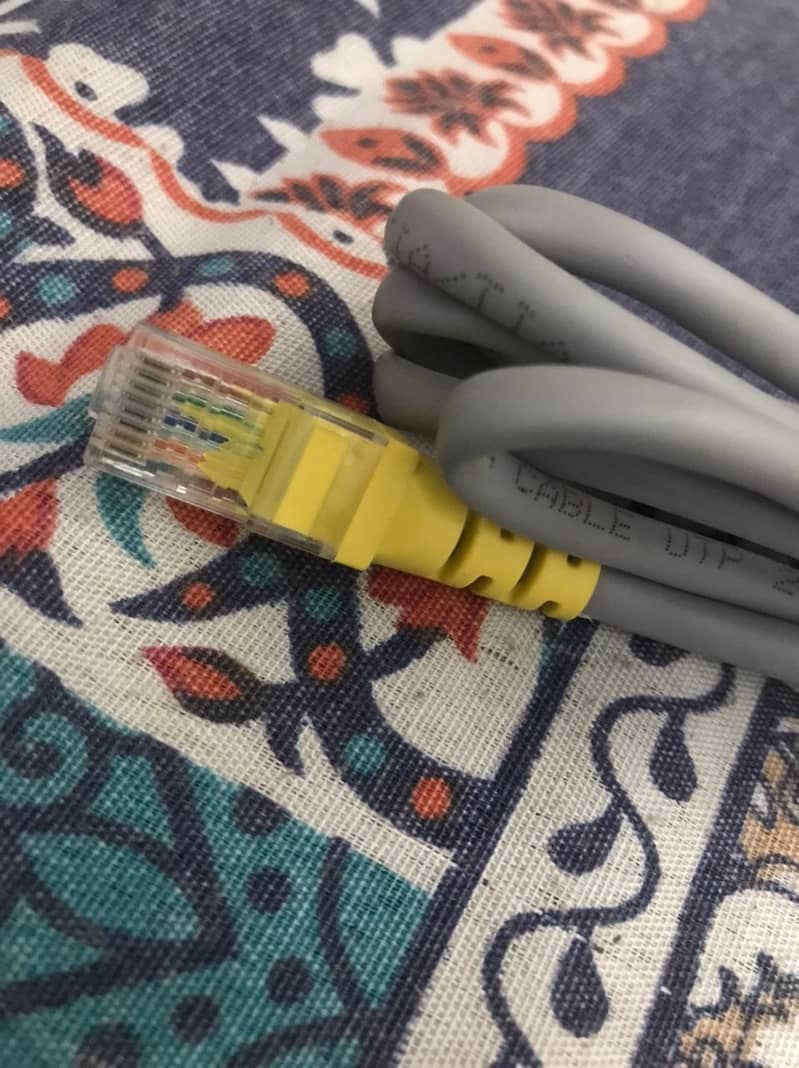 ETHERNET CABLE INTERNET WIRE 0