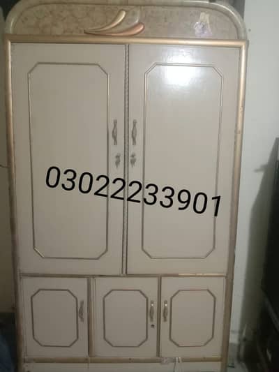 New very less used Wardrobe Almari  3.5 x 9 foot