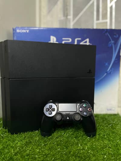 ps4 fat /ps4 slim /ps4 pro/(Jailbreak, online ) available 03114121490