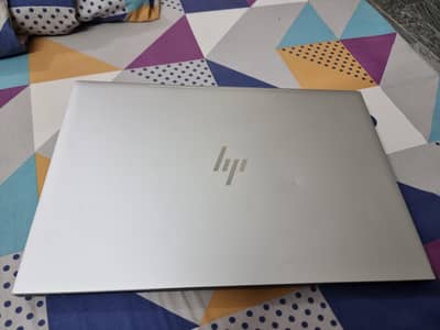 hp envy i7 8550u 8th gen 17 inches in reasonable price