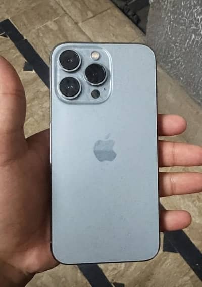 Iphone 13 pro factory unlock 128 gb box Sath ha condition 10/10