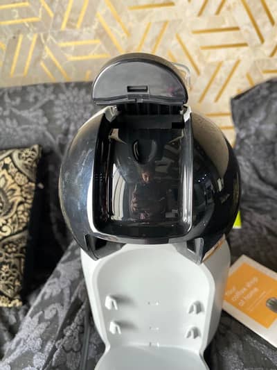 Nescafé Dolce Gusto Mini me Coffee machine