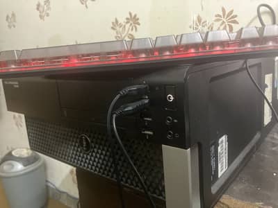 Dell t3600+Rx 590 Gme 8gb XFX