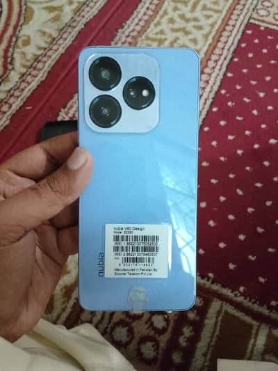 ZTE Nubia V60 Design