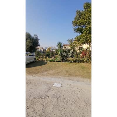 Ideal Location Corner Plot for sale