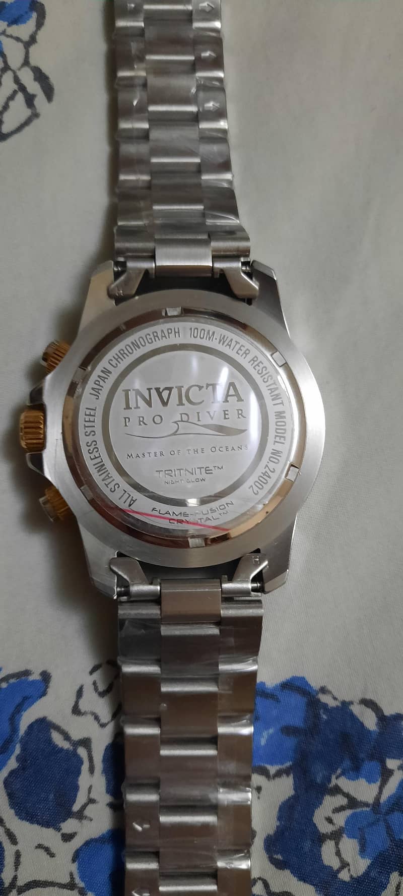 Invicta 12