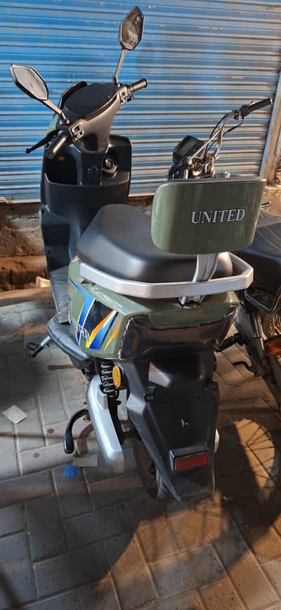 united scooty